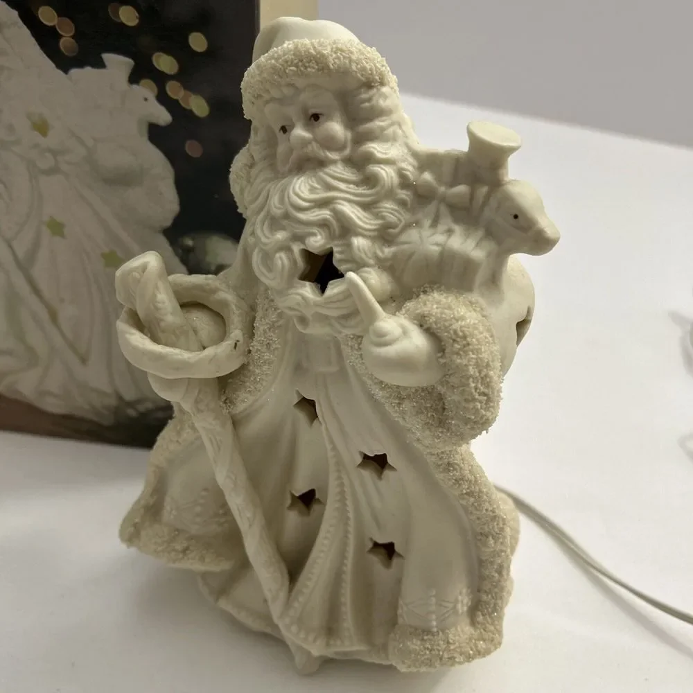 Kirklands nitelite santa